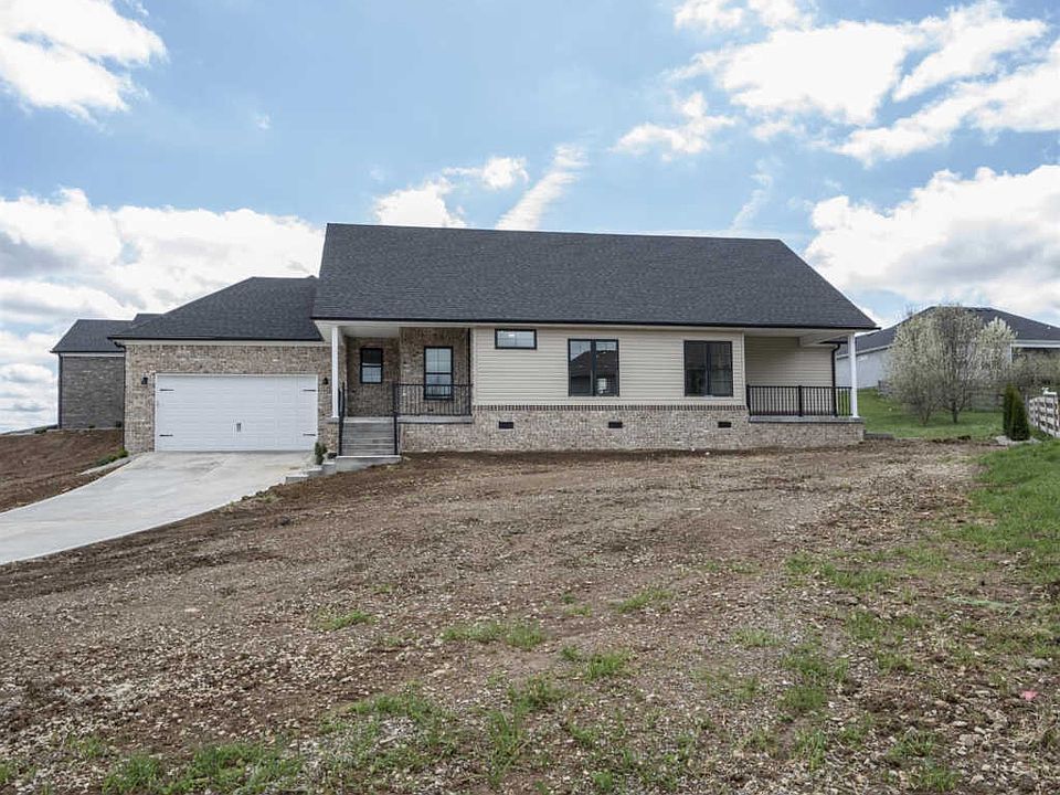 1st image of 738 Amanda Ct
