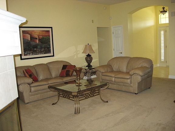 4th image of 104 Lupine Dr