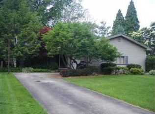 1941 Estabrook Ave NW, Warren, OH