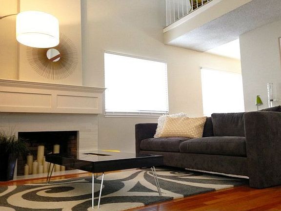 3rd image of 268 Dondero Way