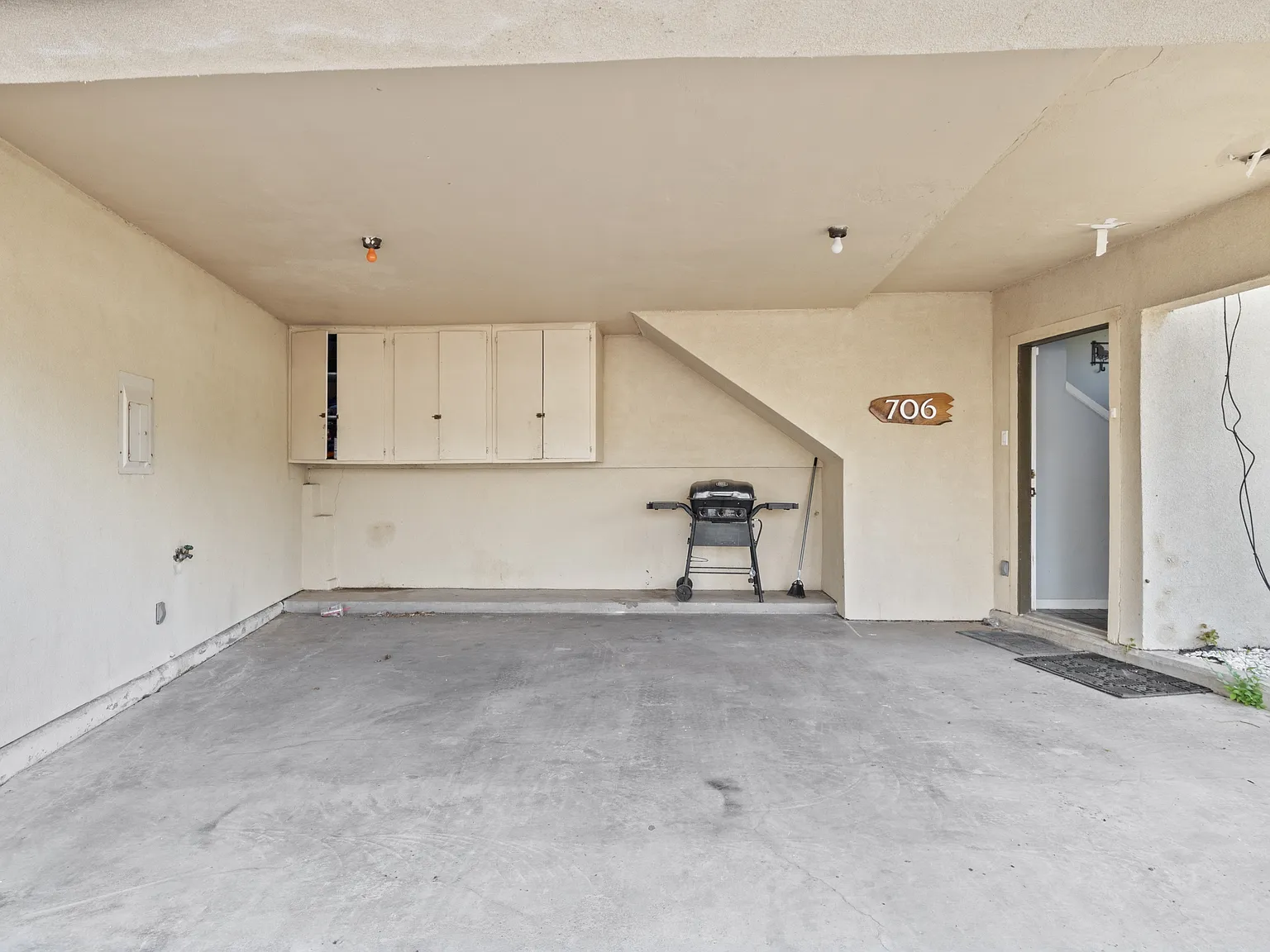 26303 U.S. 70 #706 - 706 — Photo 3