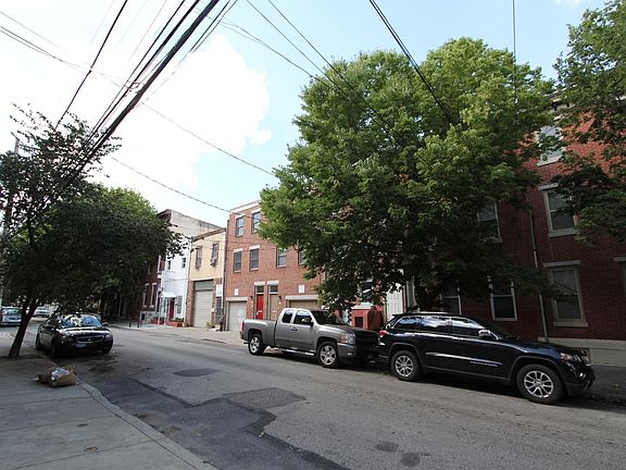 3rd image of 1611 Bainbridge St Floor 3