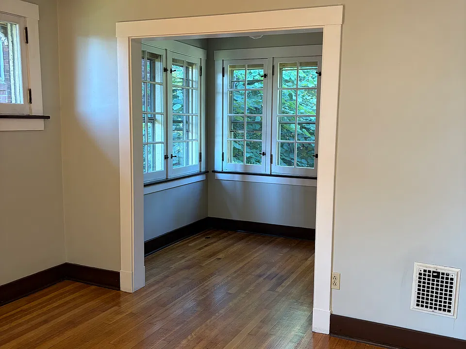 living room looking to sunroom