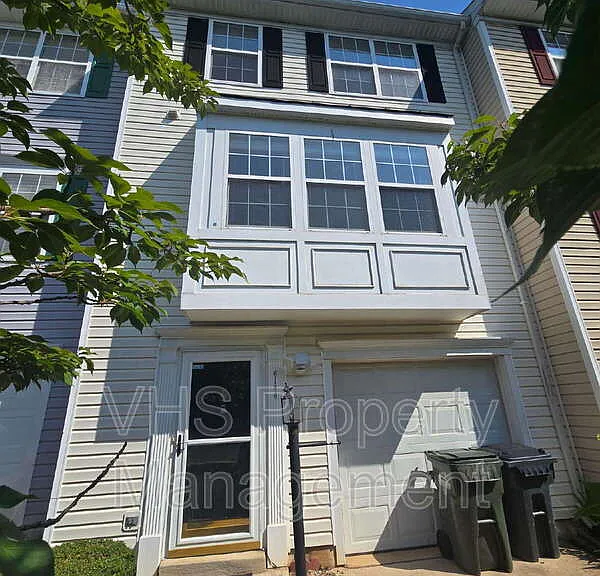 6186 Library Ln — Photo 1