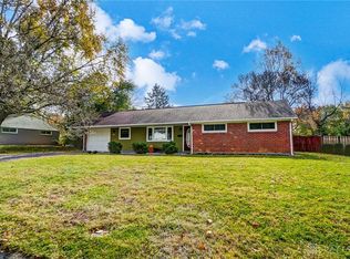 120 Blackstone Dr, Dayton, OH 45459