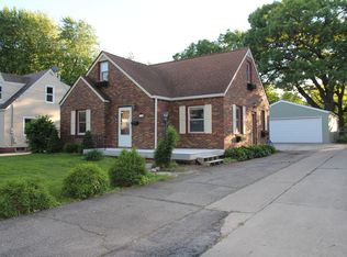 2712 49th St, Des Moines, IA 50310