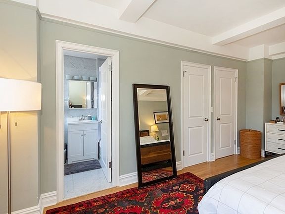 4th image of 27 W 96th St #52
