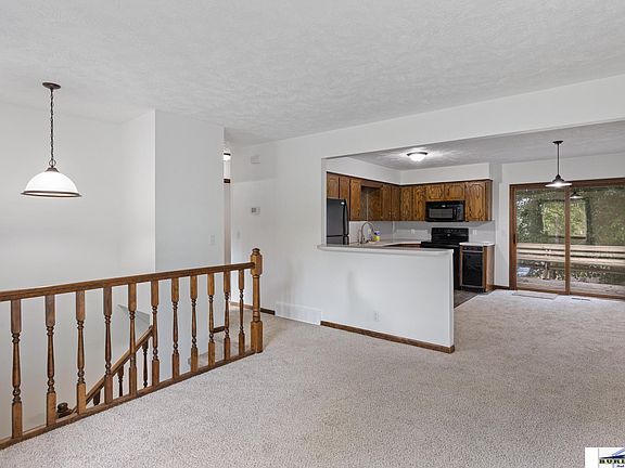 5th image of 5430 S 50th St