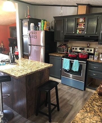 2nd image of 3300 Voight Blvd