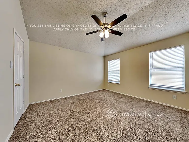 4904 Palm Ridge Dr — Photo 14