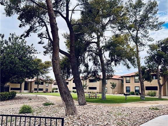 5th image of 2451 N Rainbow Blvd Unit 1072