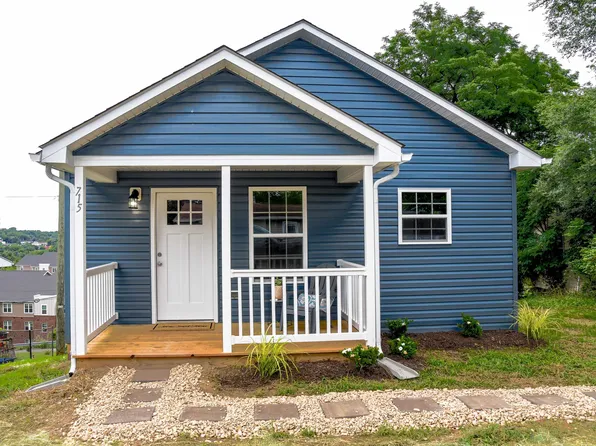 715 Mineola St, Staunton, VA 24401