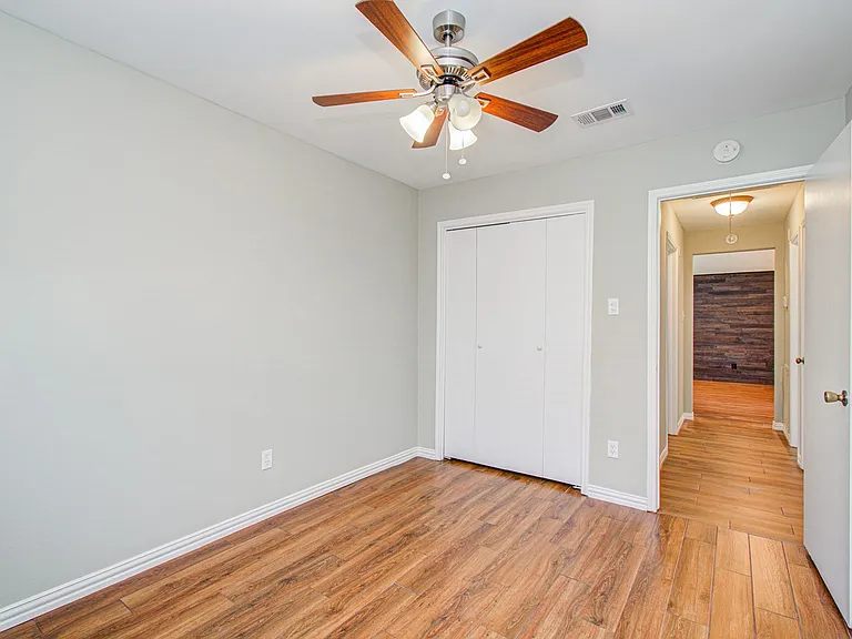 10546 Rippling Fields Dr — Photo 24