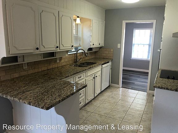 2nd image of 1819 Kynette Dr