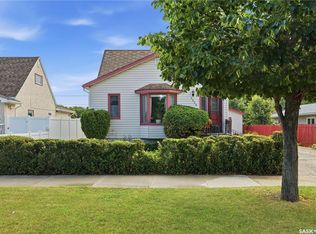1229 Willow Ave, Moose Jaw, SK S6H1H1