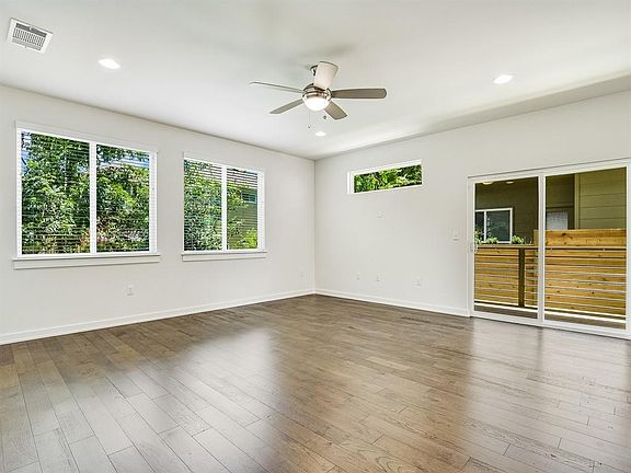 4th image of 6800 Menchaca Rd #39