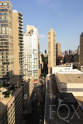 Rented by Fox Residential Group | media 2