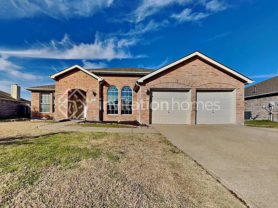 108 Greenfield Trl