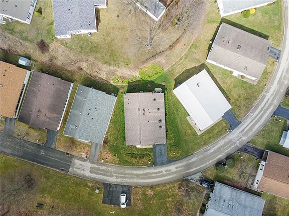 2nd image of 246 Ridge Ln