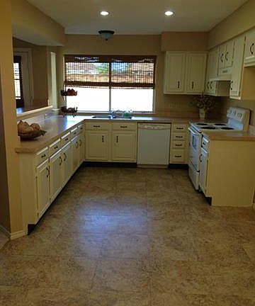 3rd image of 114 Dobecka Dr
