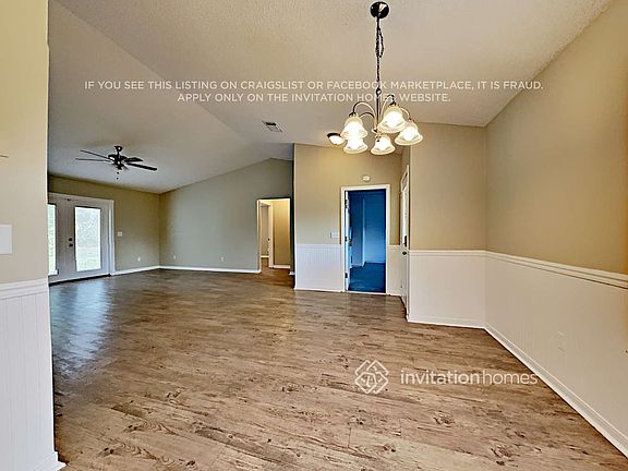 3rd image of 1082 Leeward Dr