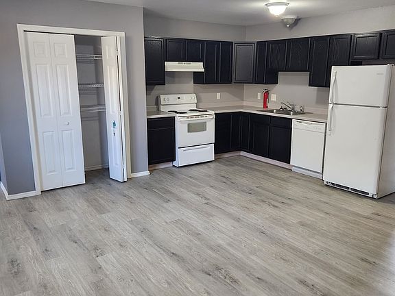 5th image of 900 W Park Ave APT 5