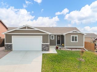 930 Summerfield Dr, Rapid City, SD 57703