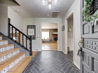 1716 W David Dr, Mustang, OK 73064