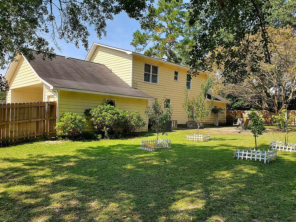 2nd image of 329 Regency Cir