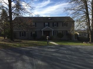 3 Fox Chase Cir, Harrisburg, PA 17111