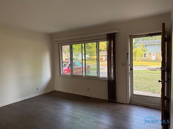 4th image of 1836 Gayle Ln