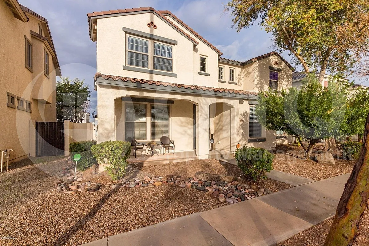 4 bed, 3.5 bath, 3102 sqft, $3,099 — Photo 2