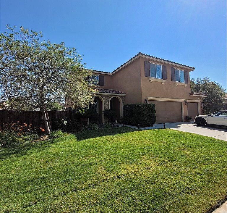 1st image of 1453 Ambrosia St