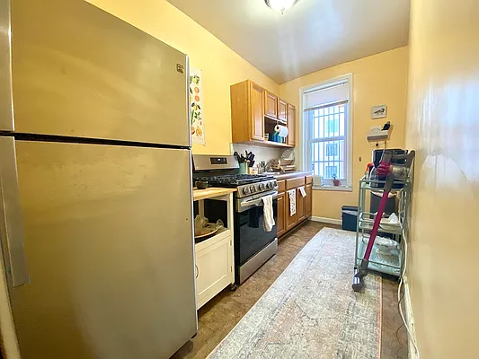 Rented by Compass | media 17