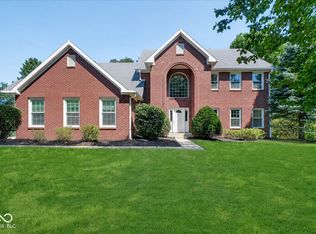 5786 Gyrfalcon Pl, Carmel, IN 46033