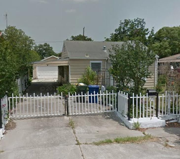 1st image of 2714 Cleo St
