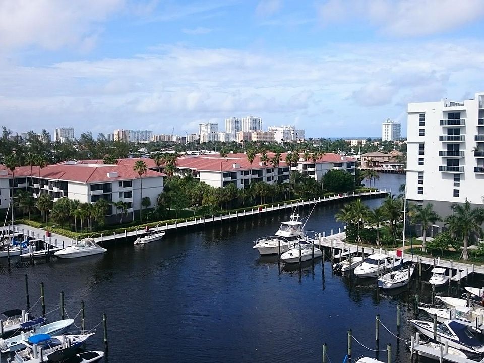 1st image of 2890 Port Royale Blvd