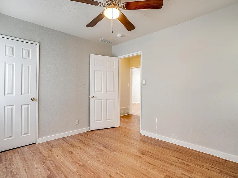 3417 S University Dr #C — Photo 13
