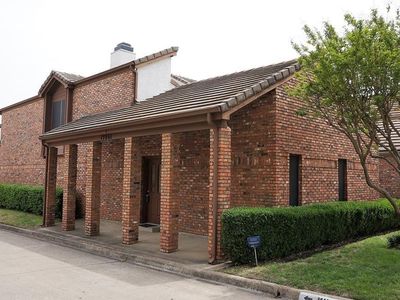 17061 Knots Lndg, Addison, TX, 75001