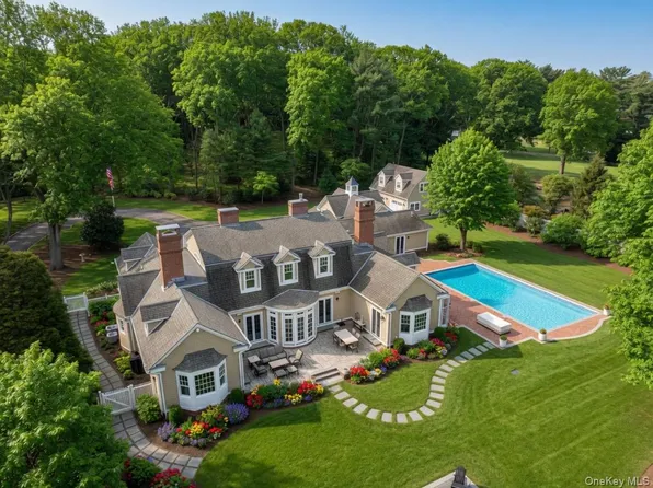 84 Cove Neck Road, Cove Neck, NY 11771