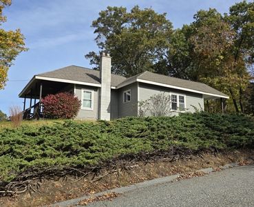 41 Villanova St, Springfield, MA, 01108