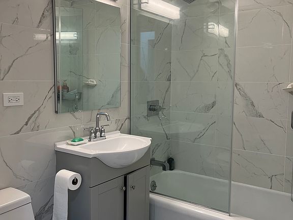 4th image of 80 Park Ave APT 4N