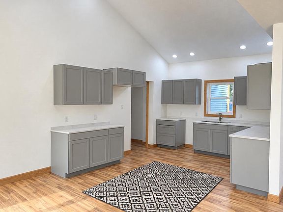 2nd image of 491 MILL STREET