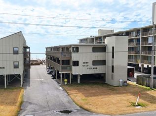 1027 W Beach Blvd #101, Gulf Shores, AL 36542