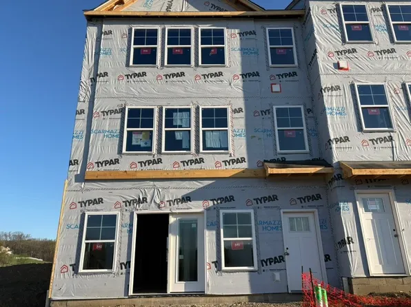 101 Noble Way, Chartiers, PA 15301