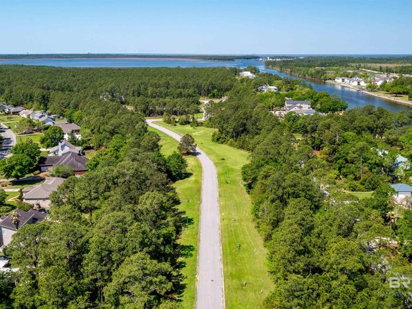 662 Oleander St, Gulf Shores, AL 36542