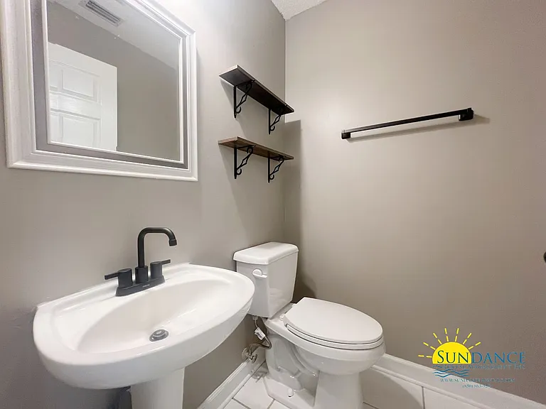 453 Forest Glen Pl — Photo 10