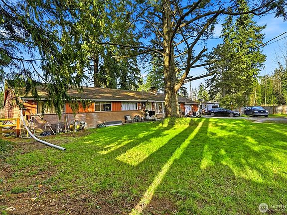 5th image of 219 Meadow Pl SW