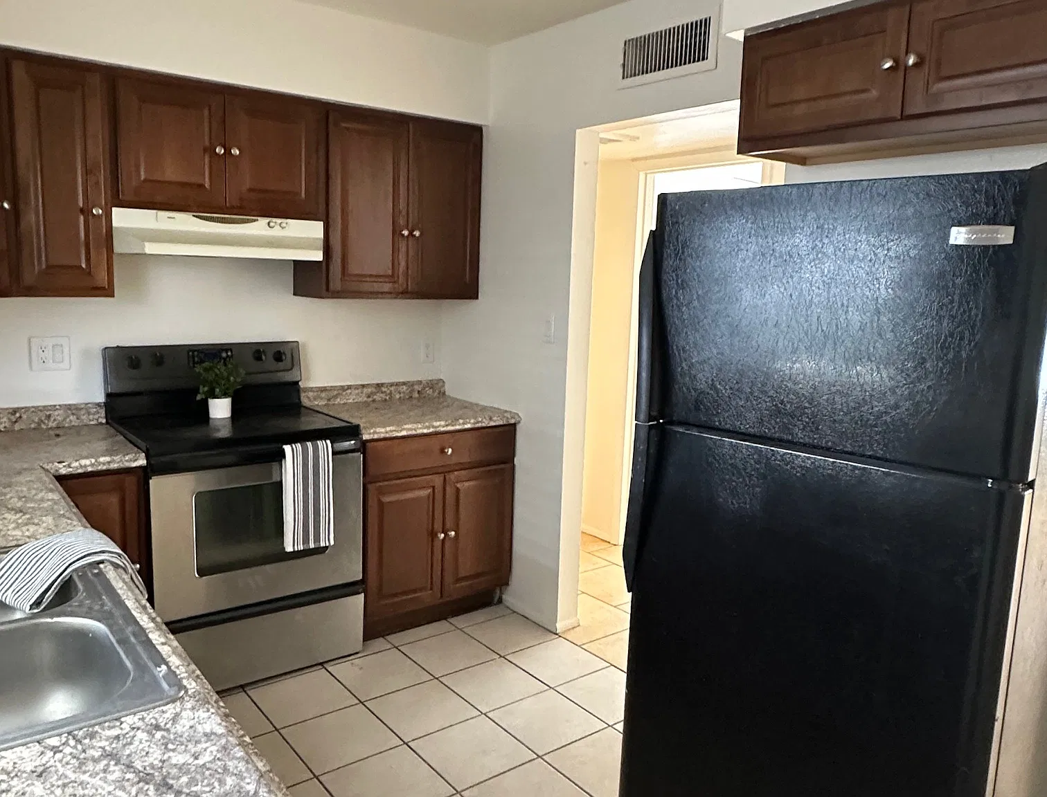 1 bed, 625 sqft, $950 — Photo 4