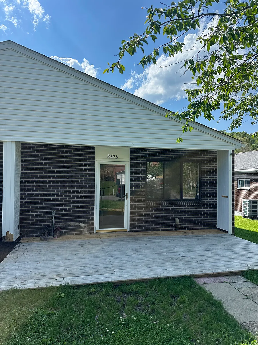 Building Photo - 2723-2725 Kingston Dr #2